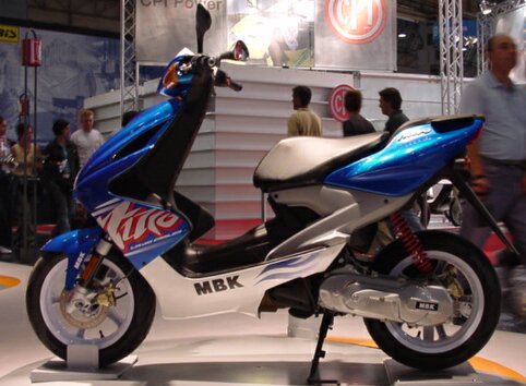 scooter-mbk-nitro-bleu.jpg